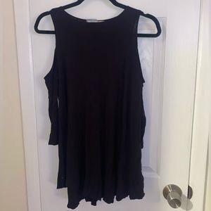 Open shoulder 1/4 sleeve flowy shirt